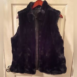 Black faux fur reversible vest